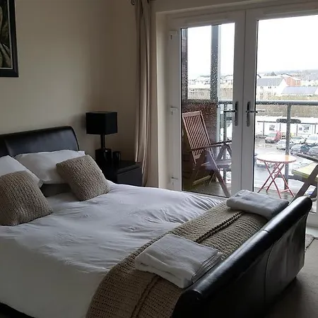 Penthouse Marina Апартаменти Бристоль